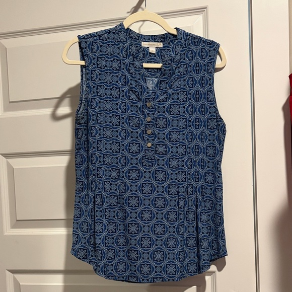 Westport 1962 Tops - Stylish Blue Geometric Sleeveless Top